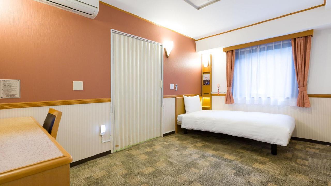 Toyoko Inn Yokohama Kannai מראה חיצוני תמונה