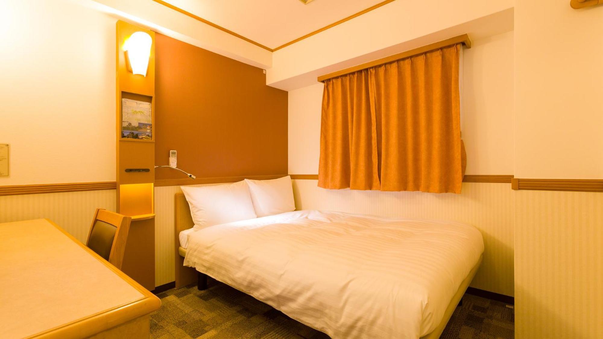 Toyoko Inn Yokohama Kannai חדר תמונה